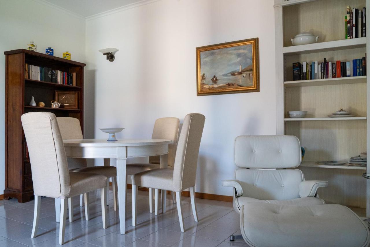 Elegant Apartment In Residence With Pool Acireale Eksteriør billede